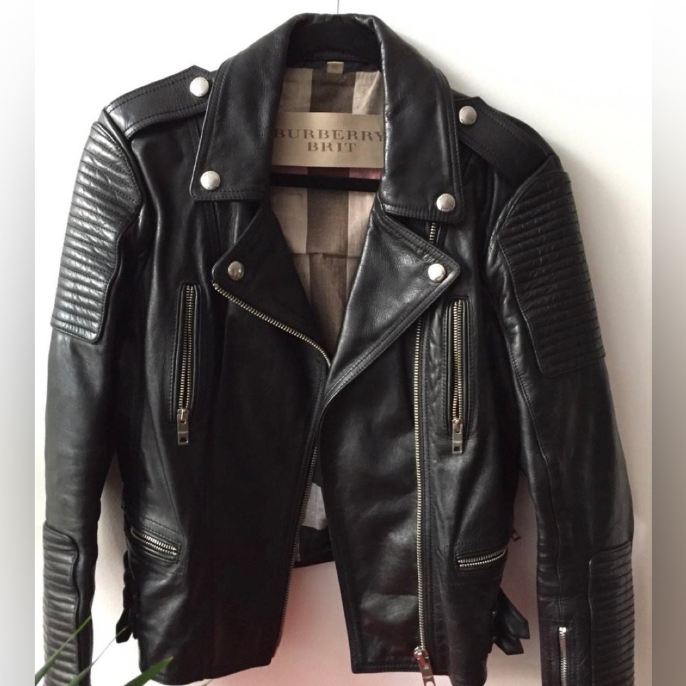Burberry Women’s Moto Black leather Jacket Silver Hardware - like new. SIZE 8